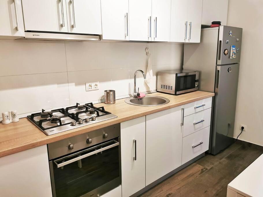New Cozy In Near Airport *