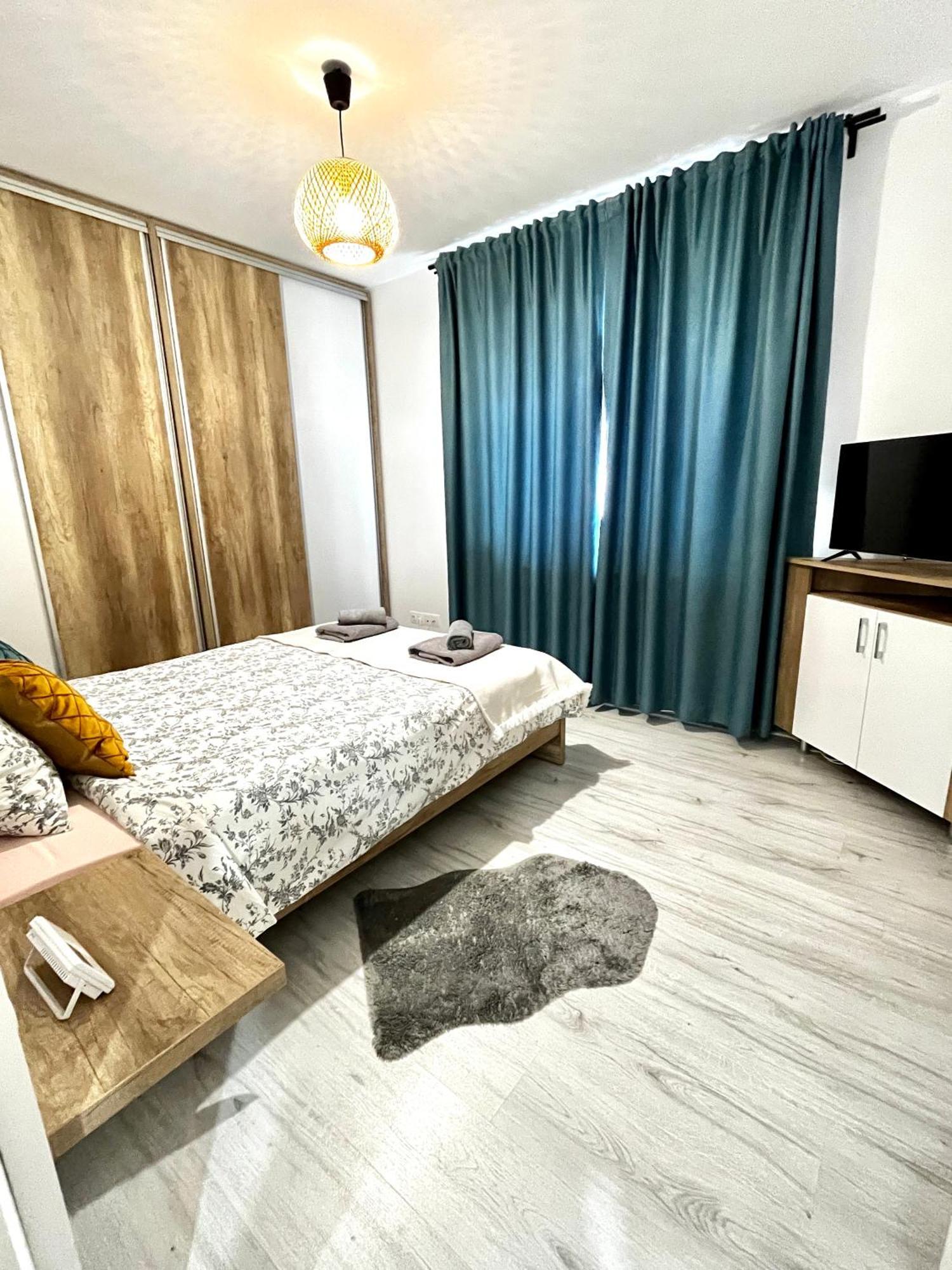 New Cozy In Near Airport Apartment Otopeni