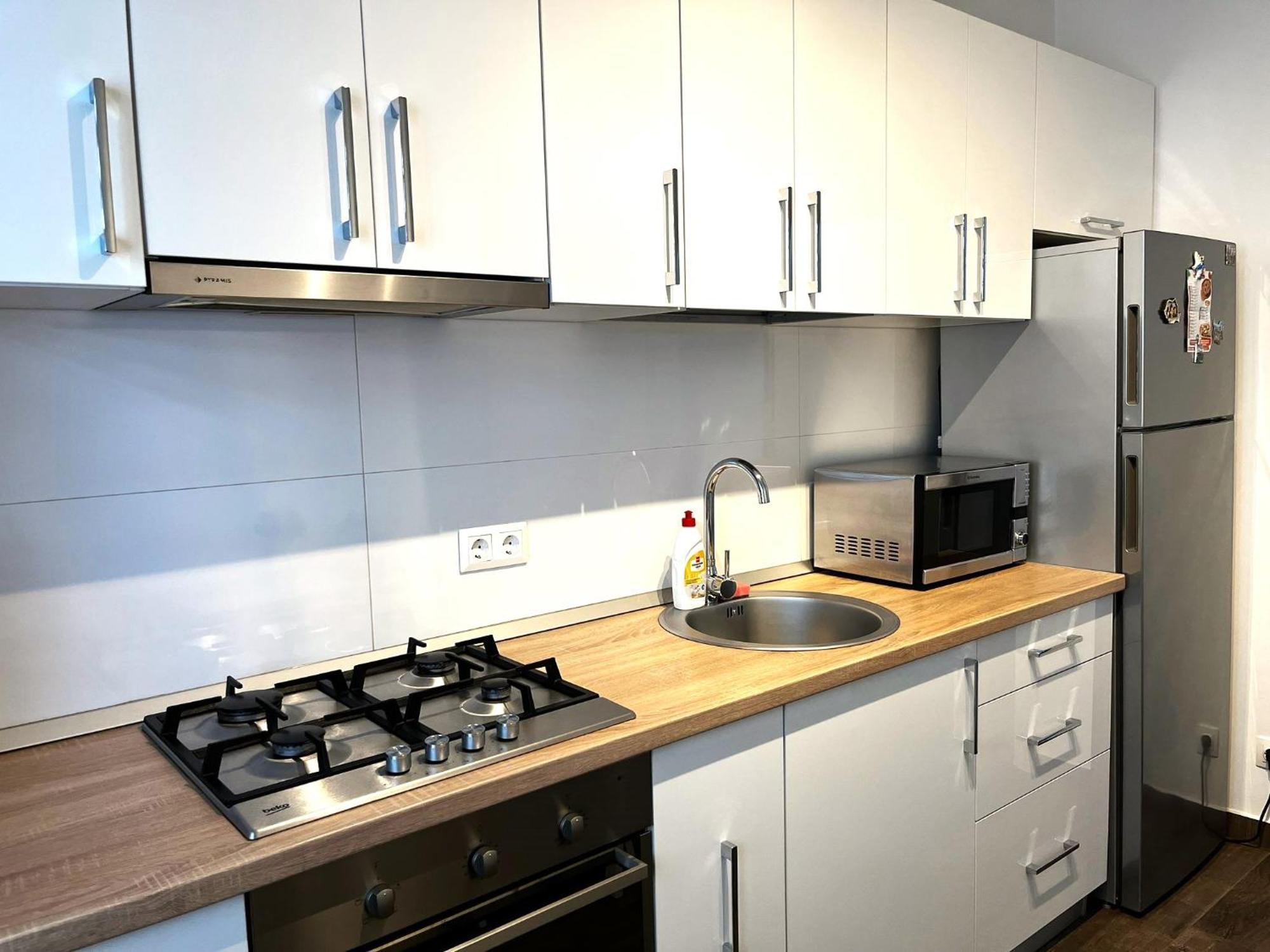 Apartment New Cozy In Near Airport Otopeni